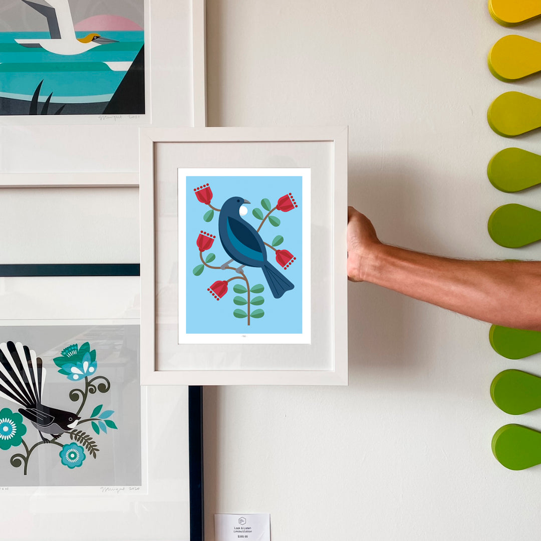 Tui A4 - Framed